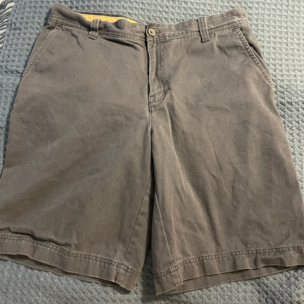 Men’s IZOD Saltwater shorts, Navy, 34 x 10.5